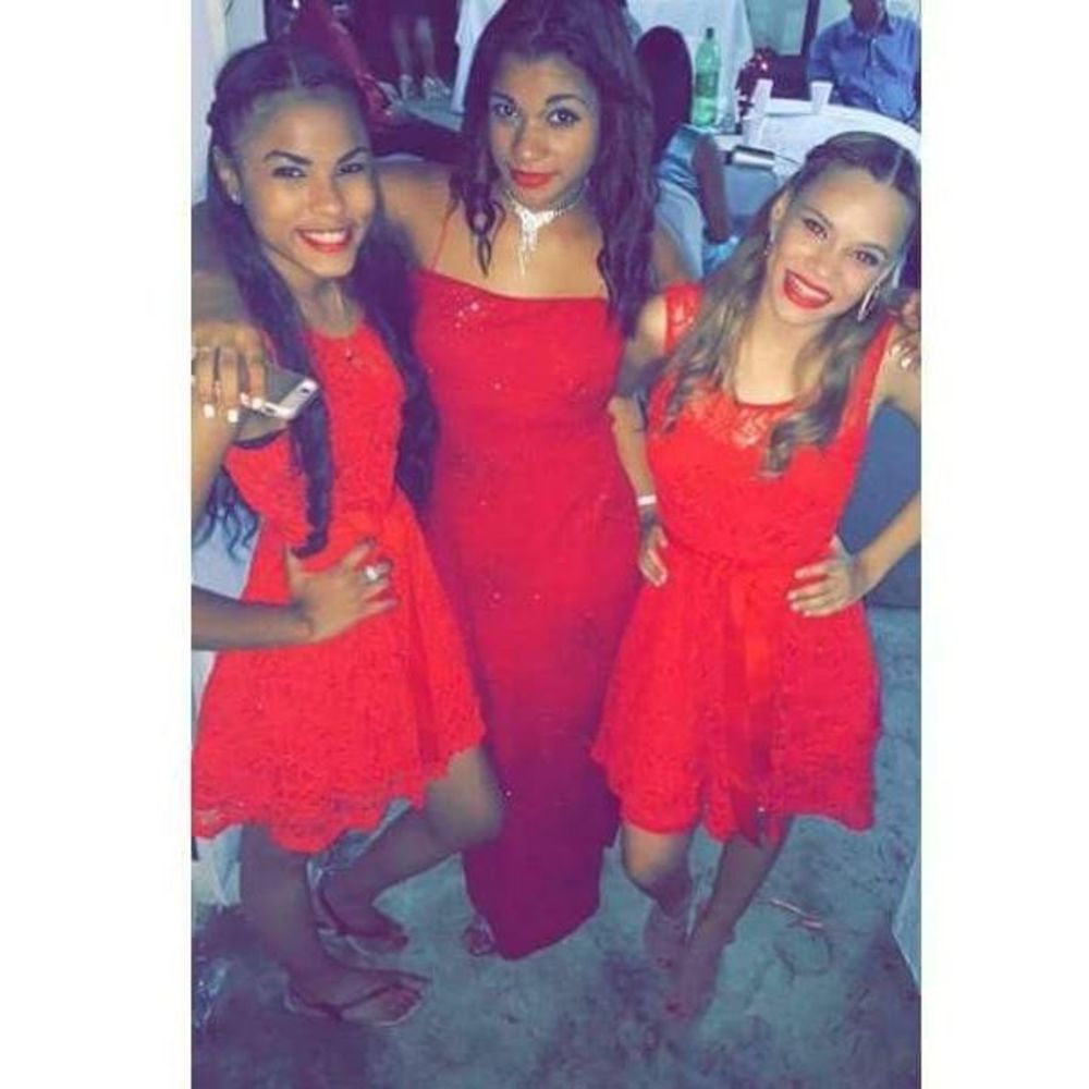 Meet your Posher, Chanel